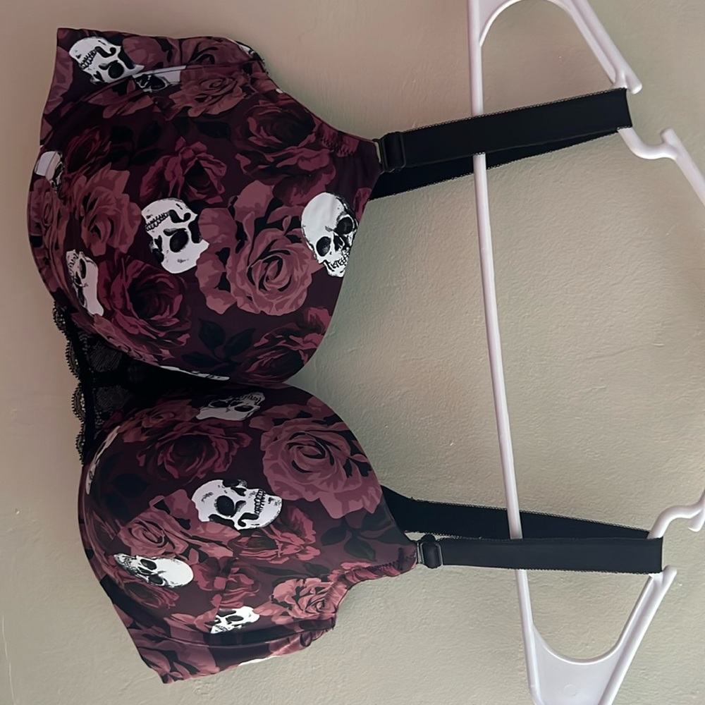 Torrid skull/rose push up bra